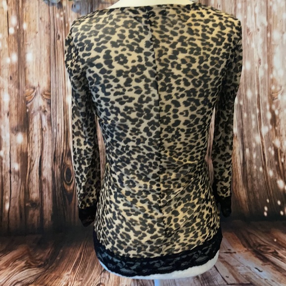 Almost Famous Animal Print/Lace Top - Picture 4 of 5